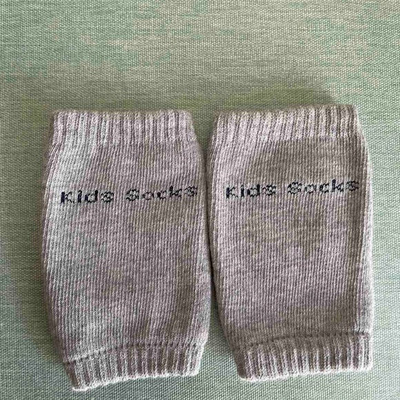 Baby Knee Socks with grip set of 2 - Picture 6 of 6
